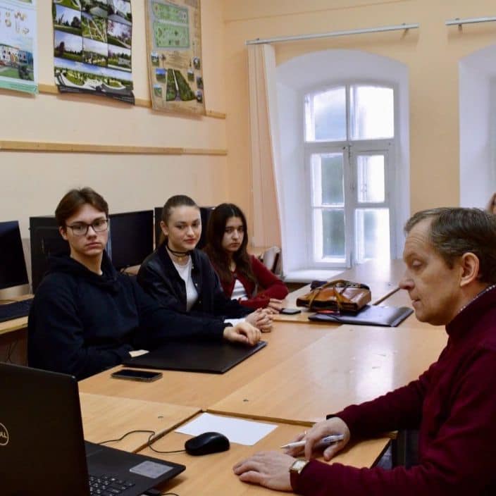 ВІДКРИТА ЛЕКЦІЯ З НАРИСНОЇ ГЕОМЕТРІЇ: ВІДКРИТТЯ НОВИХ ГОРИЗОНТІВ У ДИЗАЙНІ