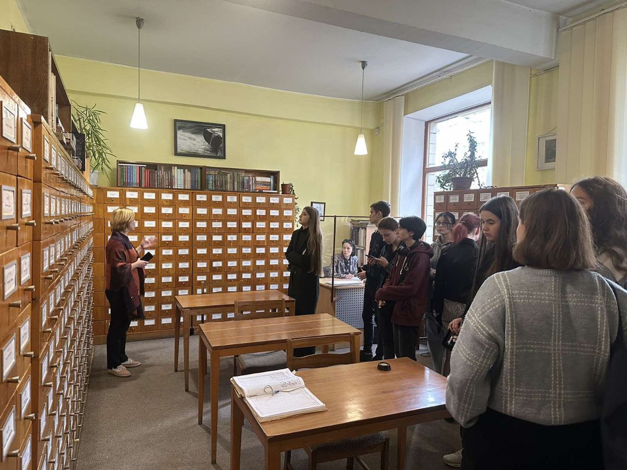 ЗНАЙОМСТВО ІЗ КУЛЬТУРНИМ СКАРБОМ: ЕКСКУРСІЯ ДО ЦДІАК УКРАЇНИ