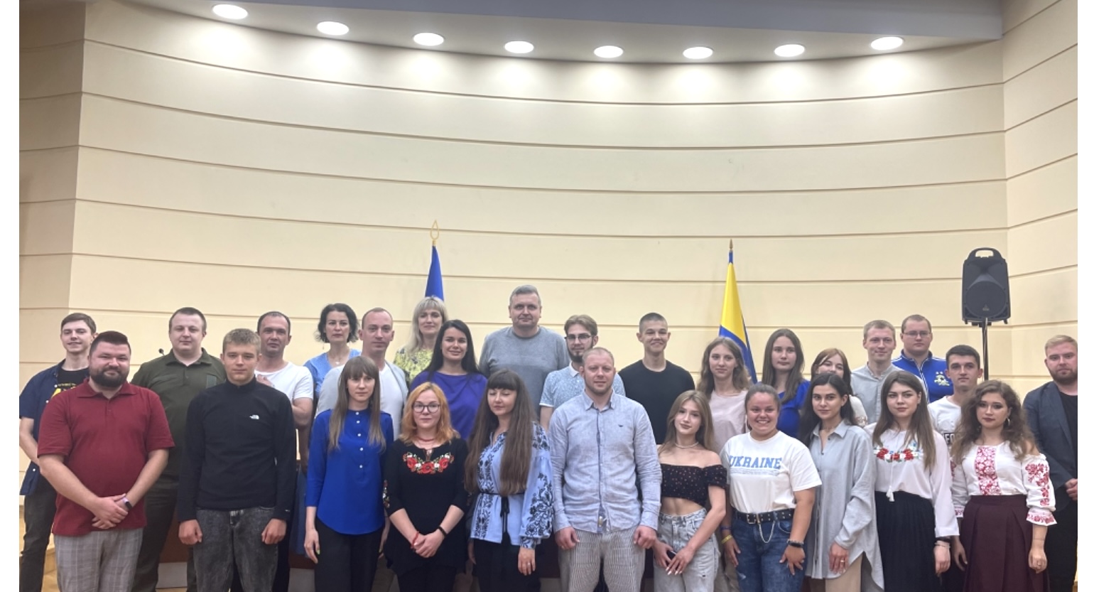 НАГОРОДЖЕННЯ ДО ДНЯ МОЛОДІ