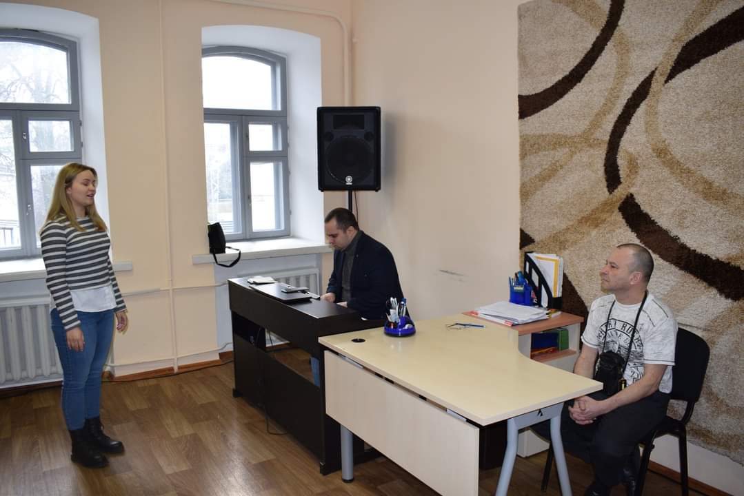 21.03.2023 року, на кафедрі академічного і естрадного вокалу та звукорежисури Національної академії керівних кадрів культури і мистецтв відбулася творча зустріч з народним артистом України, відомим співаком сучасності - Віктором Павликом!